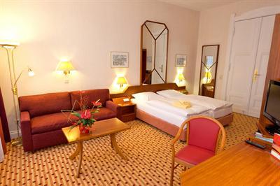 фото отеля Schoeneberg Hotel
