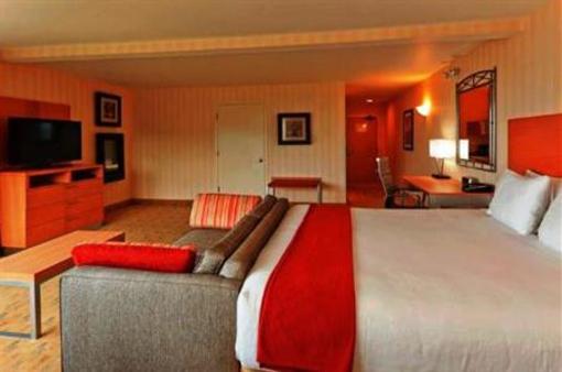 фото отеля Holiday Inn Express Hotel & Suites Pacifica