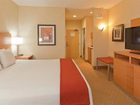 фото отеля Holiday Inn Express Hotel & Suites Pacifica