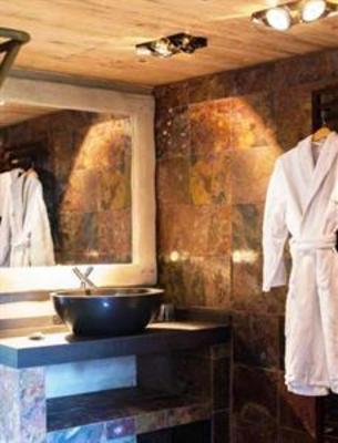 фото отеля La Chaumiere Hotel Honfleur