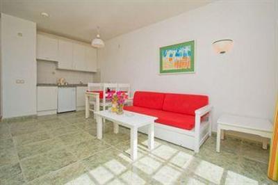 фото отеля Plaza Palmeras Apartments Lanzarote