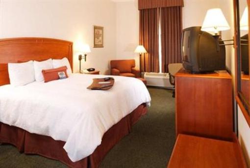 фото отеля Hampton Inn Saltillo Airport Area