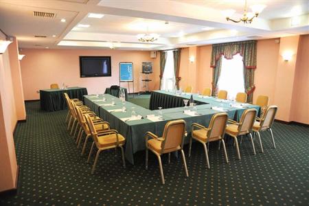 фото отеля BEST WESTERN PREMIER Blunsdon House Hotel