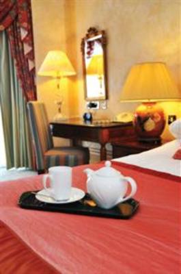 фото отеля BEST WESTERN PREMIER Blunsdon House Hotel