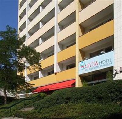 фото отеля Alecsa Hotel am Olympiastadion