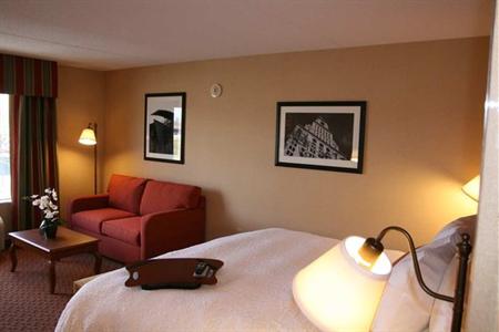 фото отеля Hampton Inn and Suites East Hartford