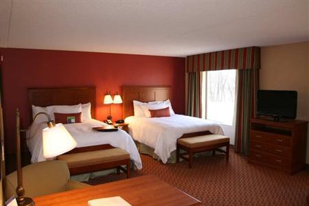 фото отеля Hampton Inn and Suites East Hartford