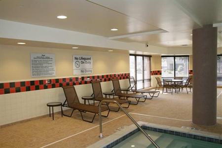 фото отеля Hampton Inn and Suites East Hartford