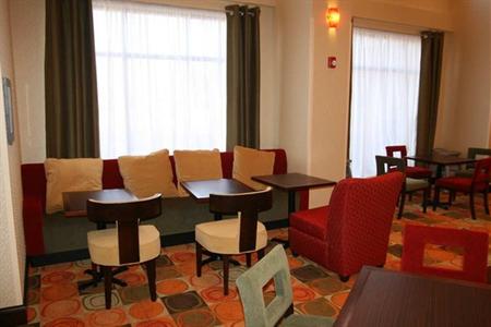 фото отеля Hampton Inn and Suites East Hartford