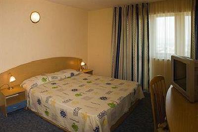 фото отеля Cherno More Hotel