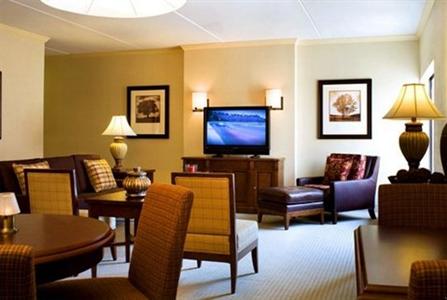 фото отеля Doubletree Boston Milford