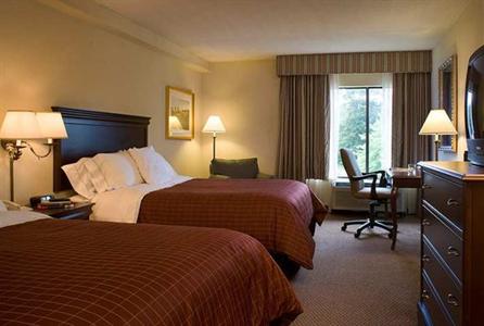 фото отеля Doubletree Boston Milford