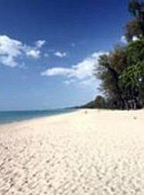 фото отеля Royal Bangsak Beach Resort Phang Nga