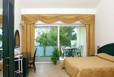 фото отеля Hotel Villaggio Stromboli Ricadi