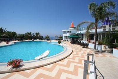 фото отеля Hotel Villaggio Stromboli Ricadi