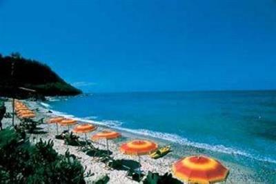 фото отеля Hotel Villaggio Stromboli Ricadi