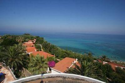 фото отеля Hotel Villaggio Stromboli Ricadi
