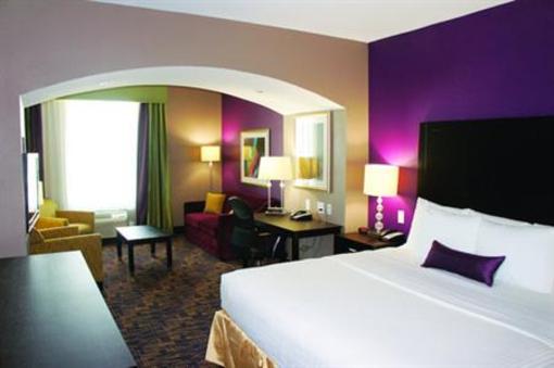 фото отеля La Quinta Inn & Suites Jourdanton