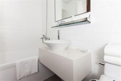 фото отеля Sutton Hotel Myeong Dong