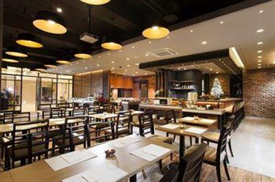 фото отеля Sutton Hotel Myeong Dong