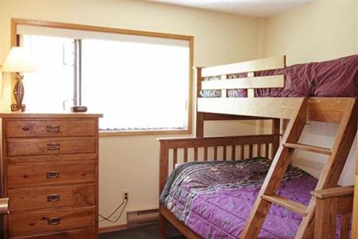 фото отеля Griz Inn Fernie