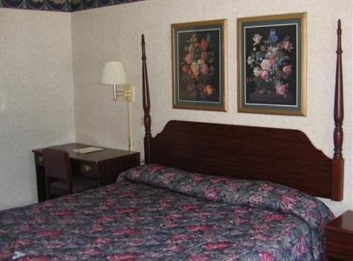 фото отеля Hilcrest Inn