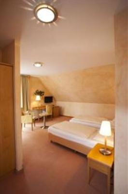 фото отеля Business Hotel Biberach Heilbronn