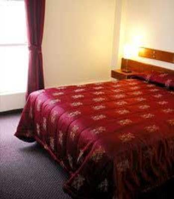 фото отеля Suites Marne