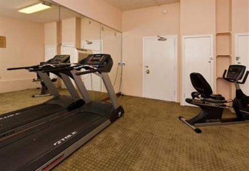 фото отеля Rodeway Inn Commack