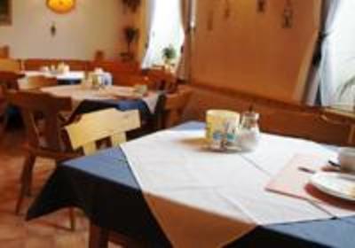 фото отеля Hotel Vöslauerhof Bad Voslau