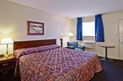 фото отеля Americas Best Value Inn Arkansas City