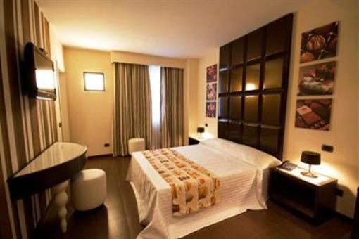 фото отеля La Dolce Vita Hotel & Motel Villa di Serio