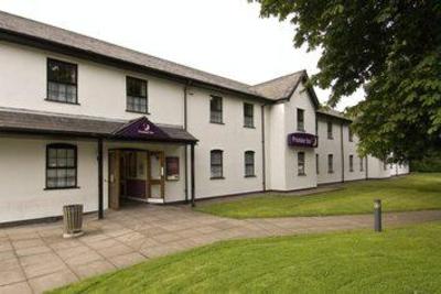 фото отеля Premier Inn East Cardiff
