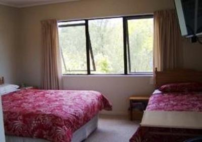 фото отеля Waitomo Caves Guest Lodge