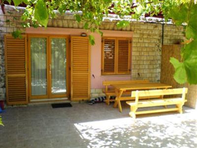 фото отеля Apartments Laura Mali Losinj
