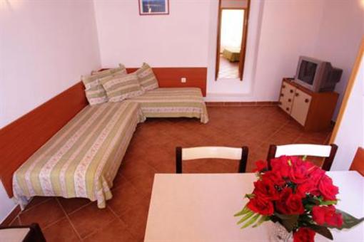 фото отеля Apartments Laura Mali Losinj