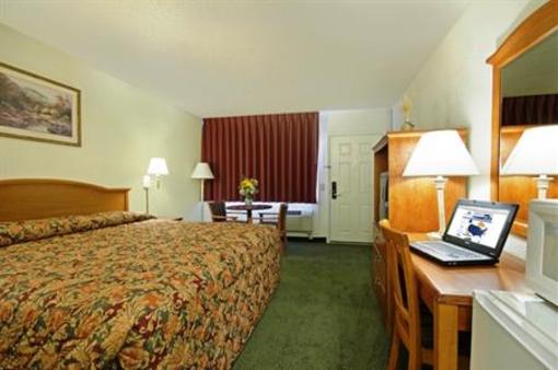 фото отеля Americas Best Value Inn Pendleton