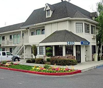 фото отеля Motel 6 Merced North