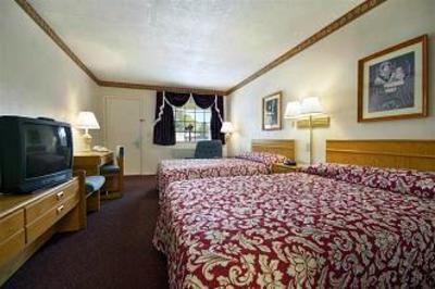 фото отеля Huntington Inn