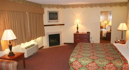 фото отеля AmericInn Lodge & Suites Boiling Springs Gardner Webb University