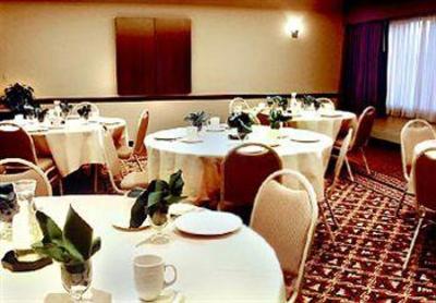 фото отеля Courtyard by Marriott Minneapolis St. Paul/Roseville