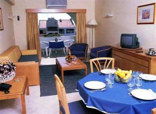 фото отеля Paladim Aparthotel