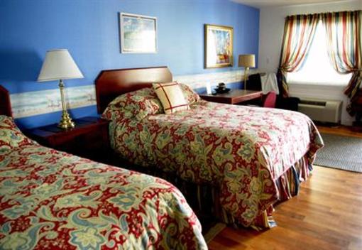 фото отеля Riverboat Inn