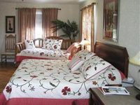Riverboat Inn