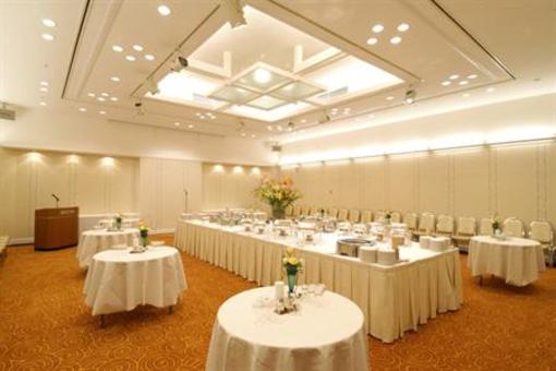 фото отеля Hotel JAL City Nagano