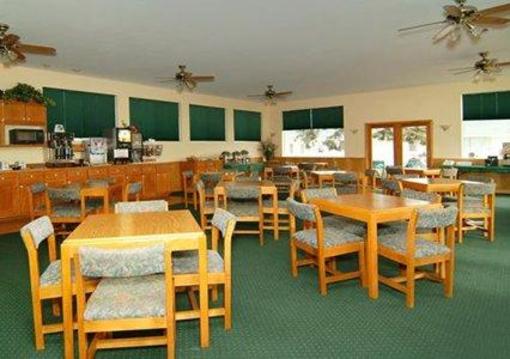 фото отеля Quality Inn & Suites Beachfront