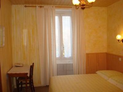 фото отеля Hotel La Petite Auberge Bourg-Saint-Maurice