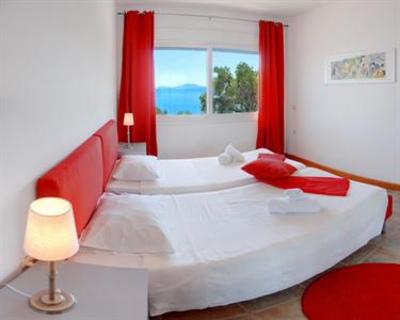 фото отеля Glyfa Corfu Apartments