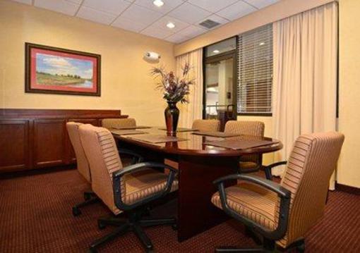 фото отеля Comfort Suites Twinsburg