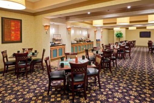 фото отеля Holiday Inn South Plainfield - Piscataway